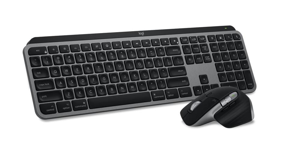 MX Keys S Combo for Mac berisi keyboard Logi MX Keys S for Mac, mouse ergonomis MX Master 3S for Mac, dan MX Palm Rest